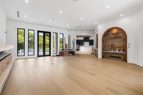 House in Boca Raton, Florida 7 bedrooms, 768.86 sq.m. № 2088404 - photo 9