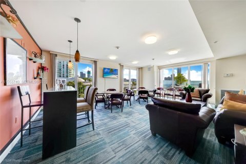 Condominio en alquiler en Miami, Florida, 1 dormitorio, 62.24 m2 № 2031725 - foto 11