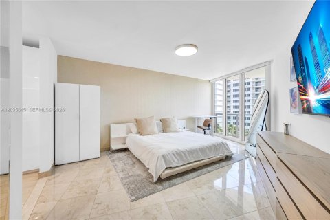 Condo in Sunny Isles Beach, Florida, 3 bedrooms  № 2273384 - photo 12