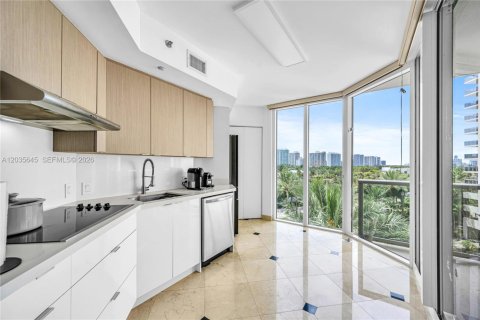 Condo in Sunny Isles Beach, Florida, 3 bedrooms  № 2273384 - photo 5