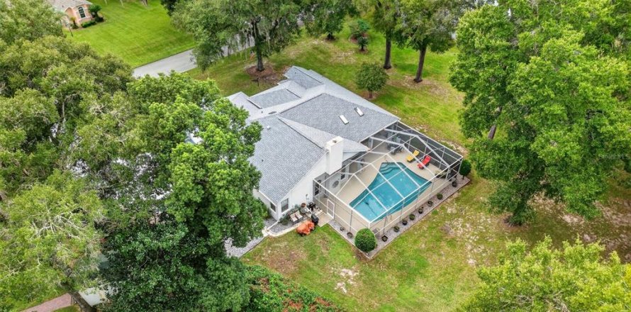 Villa ou maison à Dunnellon, Floride 3 chambres, 206.8 m2 № 2404965