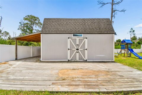 House in Deltona, Florida 3 bedrooms, 174.1 sq.m. № 2216207 - photo 24