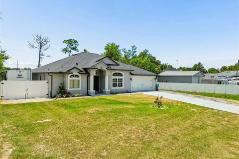 House in Deltona, Florida 3 bedrooms, 174.1 sq.m. № 2216207 - photo 29