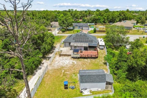 House in Deltona, Florida 3 bedrooms, 174.1 sq.m. № 2216207 - photo 30