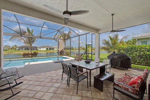 Купить виллу или дом в Порт-Сент-Луси, Флорида 7 комнат, 206.24м2, № 2188461 - фото 23