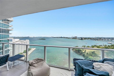 Condo in Miami, Florida, 2 bedrooms № 2082441 - photo 20
