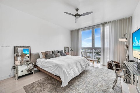Condo in Miami, Florida, 2 bedrooms № 2082441 - photo 7