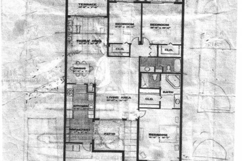 House in Hialeah, Florida 3 bedrooms, 192.21 sq.m. № 1972922 - photo 7