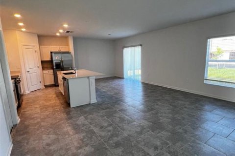 Villa ou maison à vendre à Haines City, Floride: 4 chambres, 174.56 m2 № 2284441 - photo 11