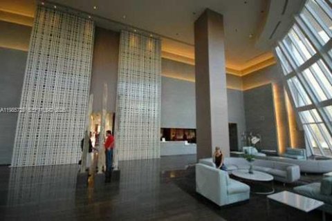 Condo in Hallandale Beach, Florida, 3 bedrooms  № 2053008 - photo 26