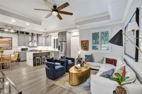 Townhouse in Lake Worth, Florida 3 bedrooms, 155.89 sq.m. № 1846142 - photo 9