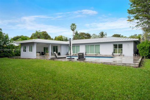 Villa ou maison à vendre à Pinecrest, Floride: 5 chambres, 339 m2 № 2002685 - photo 15