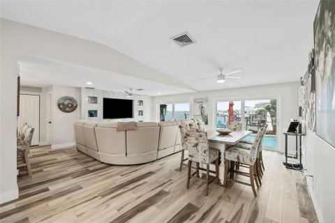 Casa en venta en Seminole, Florida, 3 dormitorios, 156.35 m2 № 1320526 - foto 21