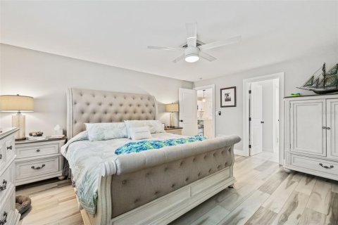 Casa en venta en Seminole, Florida, 3 dormitorios, 156.35 m2 № 1320526 - foto 10