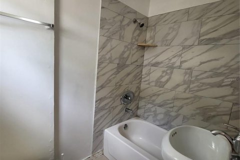 Apartamento en alquiler en Largo, Florida, 1 dormitorio, 30.66 m2 № 1915688 - foto 9