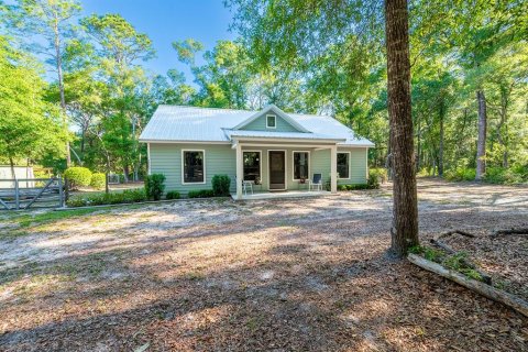 Villa ou maison à Chiefland, Floride 2 chambres, 111.48 m2 № 2142708