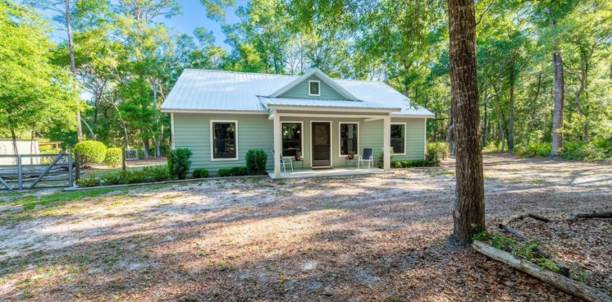 Villa ou maison à Chiefland, Floride 2 chambres, 111.48 m2 № 2142708