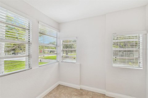 Casa en venta en Tampa, Florida, 3 dormitorios, 133.59 m2 № 1886498 - foto 29