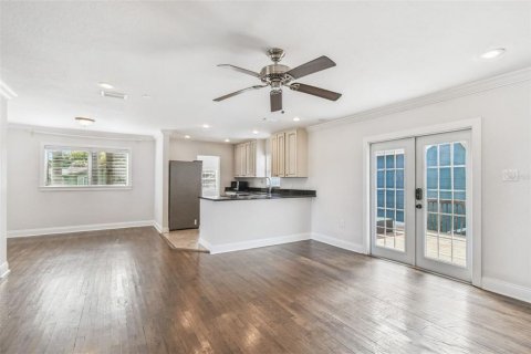 Casa en venta en Tampa, Florida, 3 dormitorios, 133.59 m2 № 1886498 - foto 9