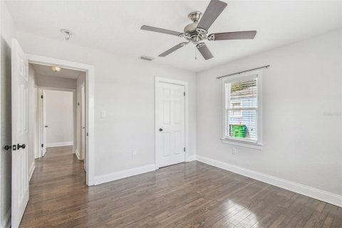 Casa en venta en Tampa, Florida, 3 dormitorios, 133.59 m2 № 1886498 - foto 22