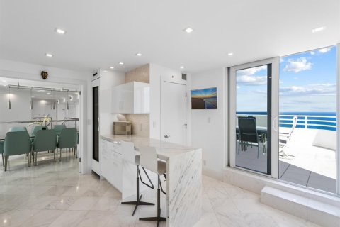 Copropriété à vendre à Highland Beach, Floride: 3 chambres, 342.81 m2 № 2082347 - photo 26