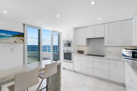 Copropriété à vendre à Highland Beach, Floride: 3 chambres, 342.81 m2 № 2082347 - photo 23
