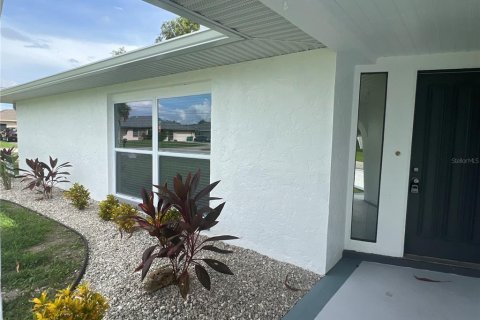 Casa en alquiler en Port Charlotte, Florida, 3 dormitorios, 151.34 m2 № 1899121 - foto 2
