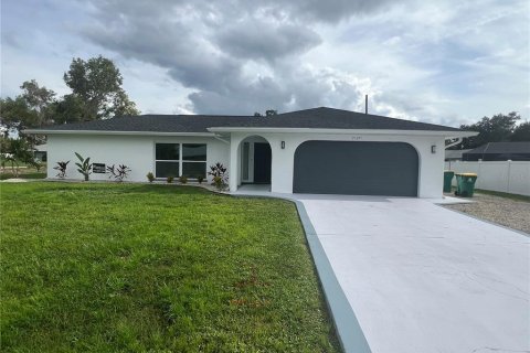 Casa en alquiler en Port Charlotte, Florida, 3 dormitorios, 151.34 m2 № 1899121 - foto 1