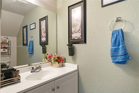 Adosado en venta en Cutler Bay, Florida, 2 dormitorios, 94.76 m2 № 2002025 - foto 11