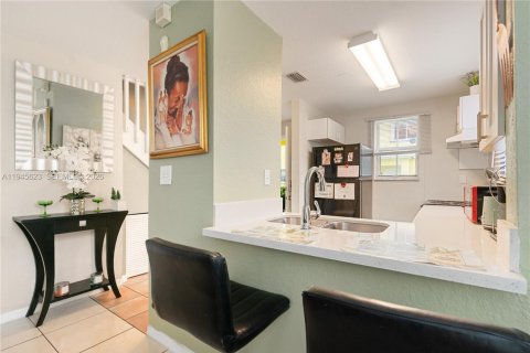 Adosado en venta en Cutler Bay, Florida, 2 dormitorios, 94.76 m2 № 2002025 - foto 8