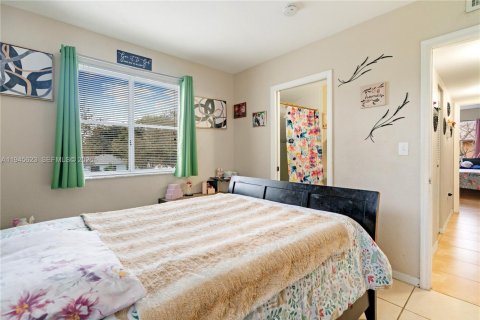 Adosado en venta en Cutler Bay, Florida, 2 dormitorios, 94.76 m2 № 2002025 - foto 15