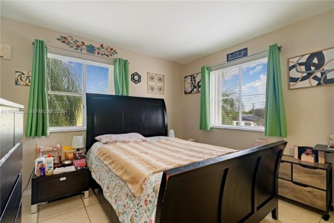 Adosado en venta en Cutler Bay, Florida, 2 dormitorios, 94.76 m2 № 2002025 - foto 14