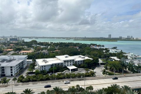 Condo in Bal Harbour, Florida, 1 bedroom  № 2068094 - photo 6