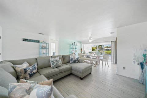 Casa en venta en Largo, Florida, 2 dormitorios, 111.39 m2 № 2120012 - foto 14
