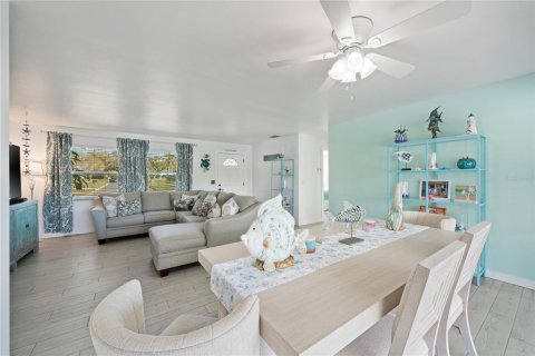 Casa en venta en Largo, Florida, 2 dormitorios, 111.39 m2 № 2120012 - foto 16