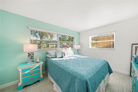 Casa en venta en Largo, Florida, 2 dormitorios, 111.39 m2 № 2120012 - foto 25