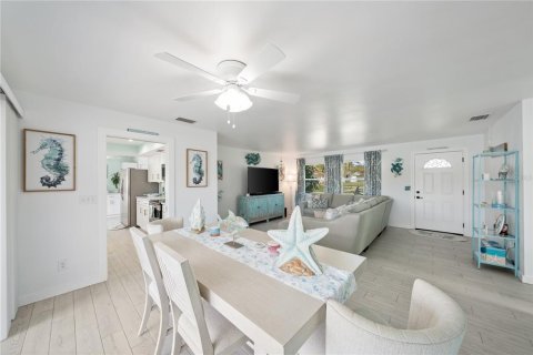 Casa en venta en Largo, Florida, 2 dormitorios, 111.39 m2 № 2120012 - foto 18