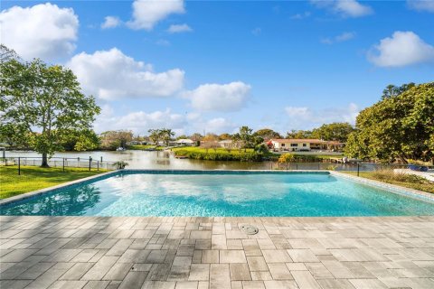Casa en venta en Largo, Florida, 2 dormitorios, 111.39 m2 № 2120012 - foto 6