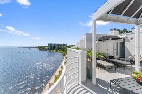 Condo in Tampa, Florida, 3 bedrooms  № 1634147 - photo 3