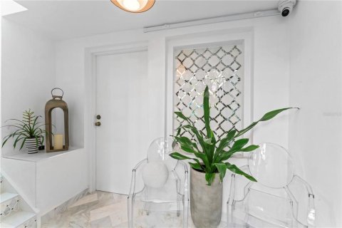 Condo in Tampa, Florida, 3 bedrooms  № 1634147 - photo 11