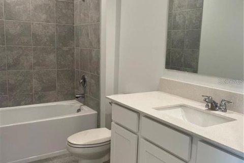 Casa en alquiler en Winter Haven, Florida, 4 dormitorios, 179.58 m2 № 1915352 - foto 6