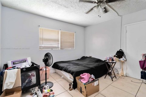 Commercial property in Fort Lauderdale, Florida 232.63 sq.m. № 1839114 - photo 16