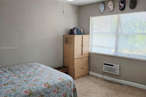 Propiedad comercial en venta en Miami, Florida, 158.68 m2 № 2169497 - foto 26