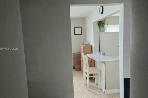 Propiedad comercial en venta en Miami, Florida, 158.68 m2 № 2169497 - foto 23