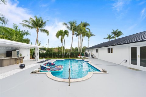 Villa ou maison à vendre à Davie, Floride: 5 chambres, 383.13 m2 № 2009716 - photo 10