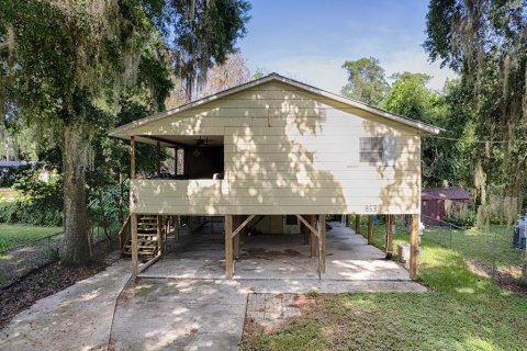 House in Lake Panasoffkee, Florida 3 bedrooms, 86.4 sq.m. № 2157864 - photo 2