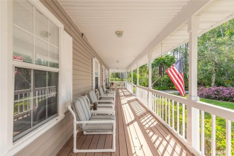 House in Port Orange, Florida 5 bedrooms, 493.4 sq.m. № 1613826 - photo 11
