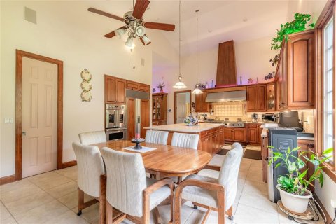 House in Port Orange, Florida 5 bedrooms, 493.4 sq.m. № 1613826 - photo 26