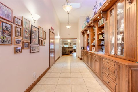 House in Port Orange, Florida 5 bedrooms, 493.4 sq.m. № 1613826 - photo 28