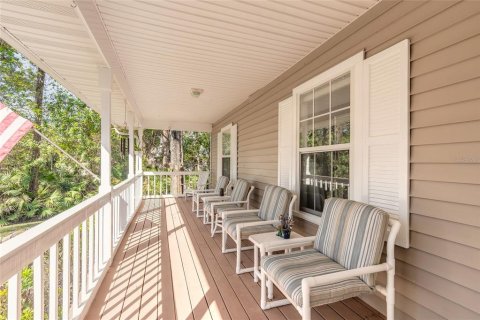 House in Port Orange, Florida 5 bedrooms, 493.4 sq.m. № 1613826 - photo 10